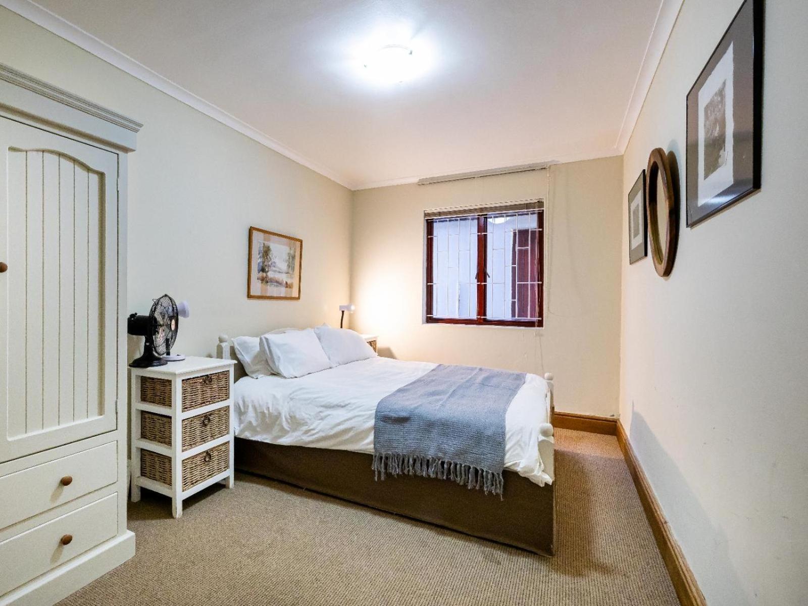 Belcharto Accommodation สเตลเลนบอช ภายนอก รูปภาพ